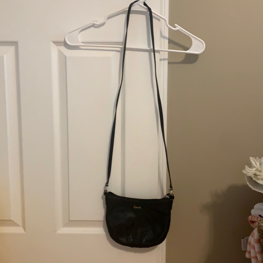Black coach crossbody bag.
